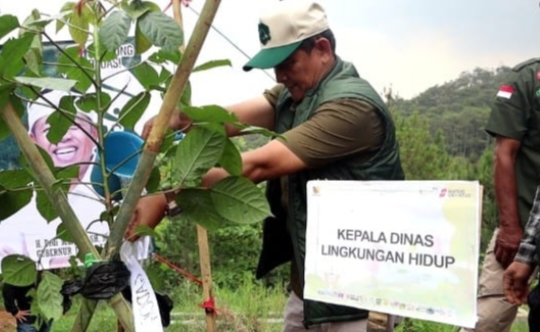 Kabupaten Bandung Tanam 100 Pohon Endemik, Wujudkan Taman Kehati Berkelanjutan Kabupaten Bandung Tanam 100 Pohon Endemik, Wujudkan Taman Kehati Berkelanjutan