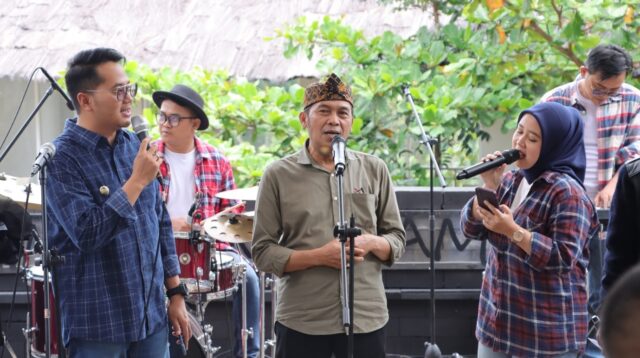 Sarmuchi Festival Ramaikan Cimahi! 27 Grup Musik Tampil dalam Nuansa 'Back to the 80’s