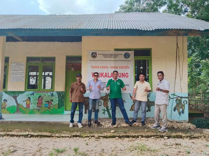 DPRD Sumba Tengah,Tetap Kerja Dihari Libur Demi Kepentingan Rakyat DPRD Sumba Tengah,Tetap Kerja Dihari Libur Demi Kepentingan Rakyat