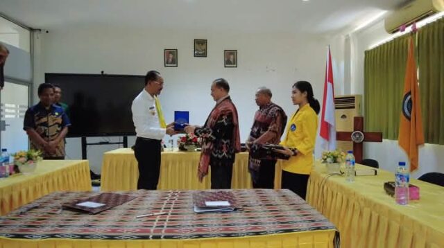 Pemkab Sumba Tengag Mengandeng Universitas Kristen Artha Wacana Kupang Untuk Buka Kelas Hybrid