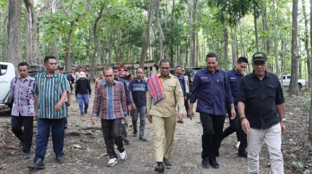 Wagub NTT Tinjau Wisata Hutan Oeluan yang Berlokasi di Desa Bijeli
