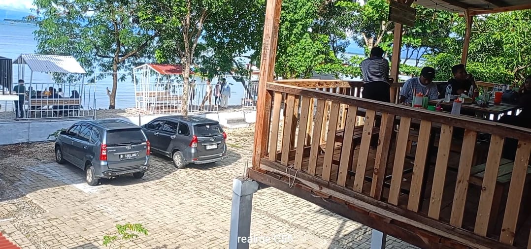 Ruko Cipakis Tanjung Lesung Tempat Nongkrong Tepi Pantai Sajikan Kuliner dan Wisata Malam