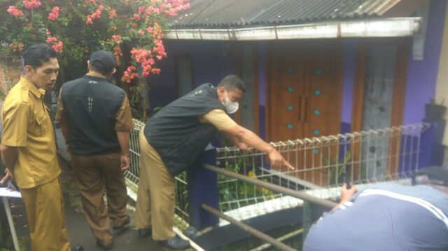 Lurah Cisarua Tinjau Lokasi Longsor di RW 14: Wujud Kepedulian dan Kolaborasi dalam Penanganan Bencana