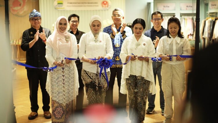 Pasar Kreatif Store Bandung Hadir di Paris van Java Mal