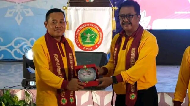 Hut Ke-51 PPNI Yang Memiliki Program Pro Masyarakat, Bupati Ajak Nakes Berikan Pelayanan Yang Terbaik Untuk Masyarakat