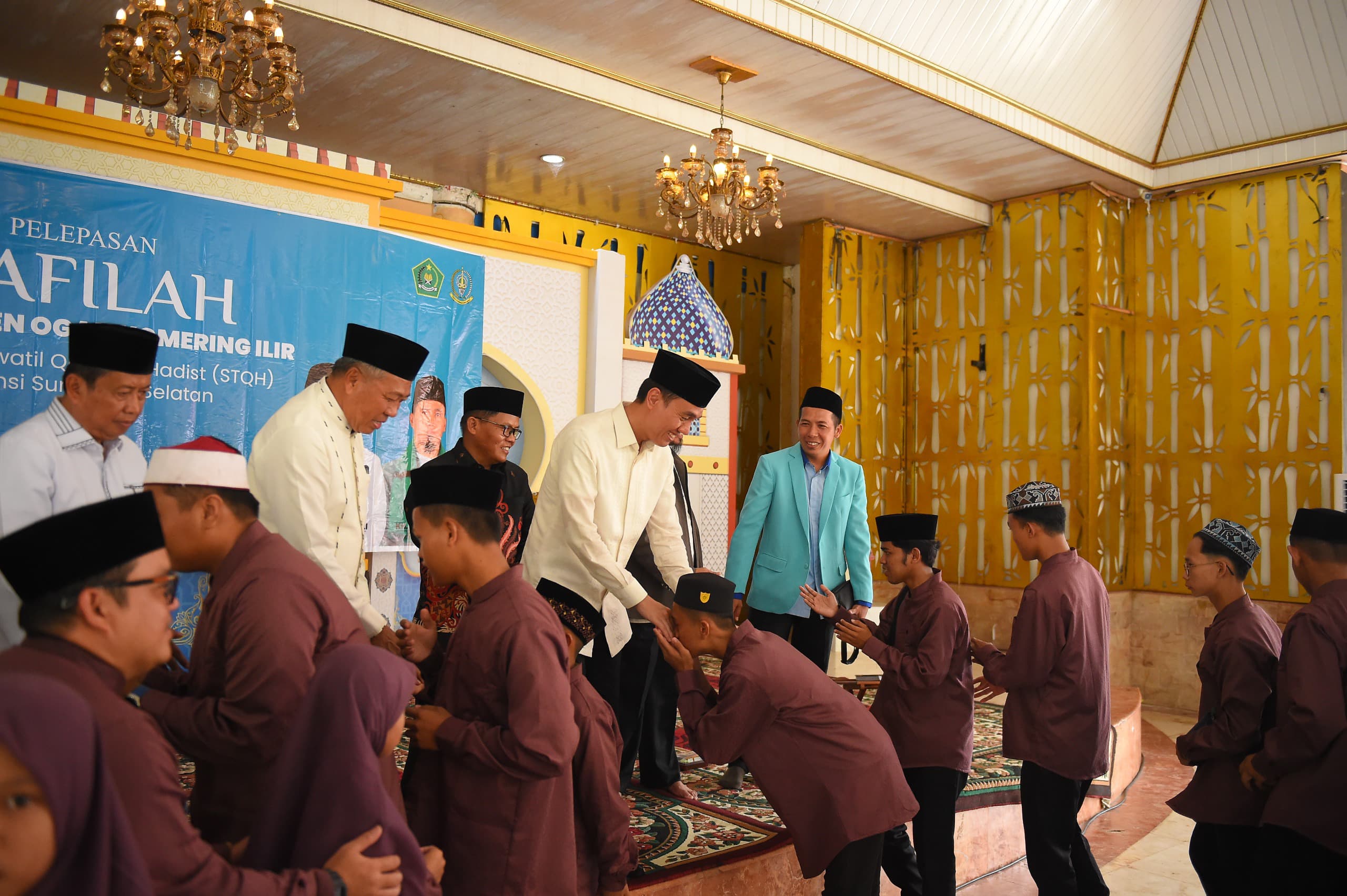 H. Muchendi Berangkatkan Kafilah OKI Ikuti STQH Sumsel