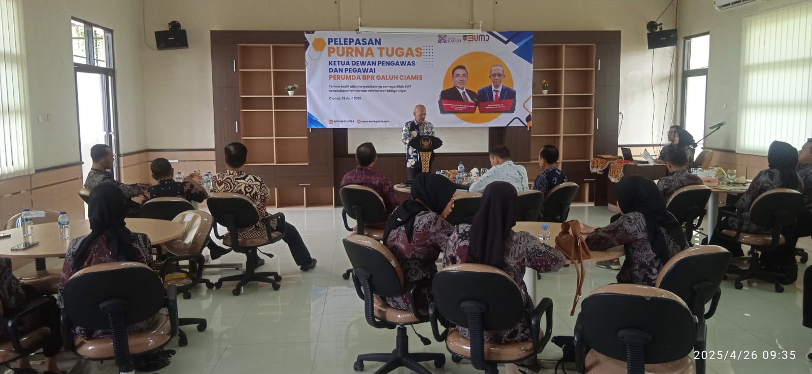 Pelepasan Purna Tugas Ketua Dewan Pengawas Dan Pegawai Perumda BPR Galuh Ciamis, Asda II: Teladani Hal baik