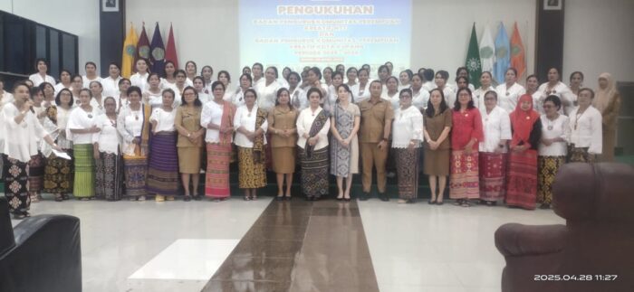 Perempuan Kreatif Diharapkan Jadi Motor Pertumbuhan Ekonomi di NTT Perempuan Kreatif Diharapkan Jadi Motor Pertumbuhan Ekonomi di NTT