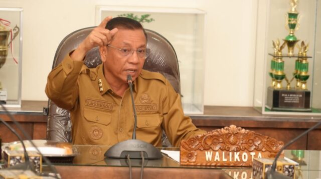 Staf Ahli Wali Kota, Sukarno Terima Audiensi LMND Cabang Bima