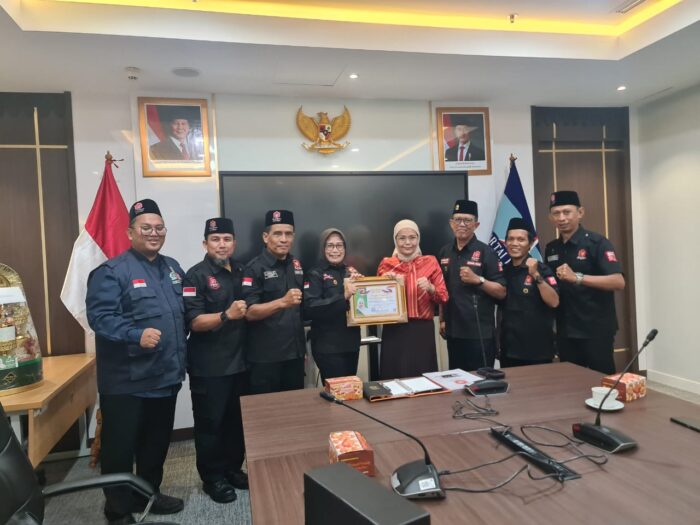 Fahira Idris : Terima Kasih Sahabatku Ibu Desie Christhyana Sari Bersedia Jadi Dewan Penasehat Bang Japar Jakarta Pusat