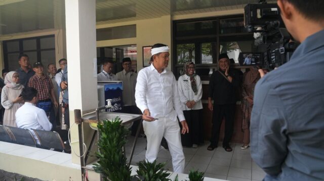 Gubernur Jabar Tinjau SMAN 1 Bandung, Tegaskan Sengketa Lahan Tak Miliki Legal Standing