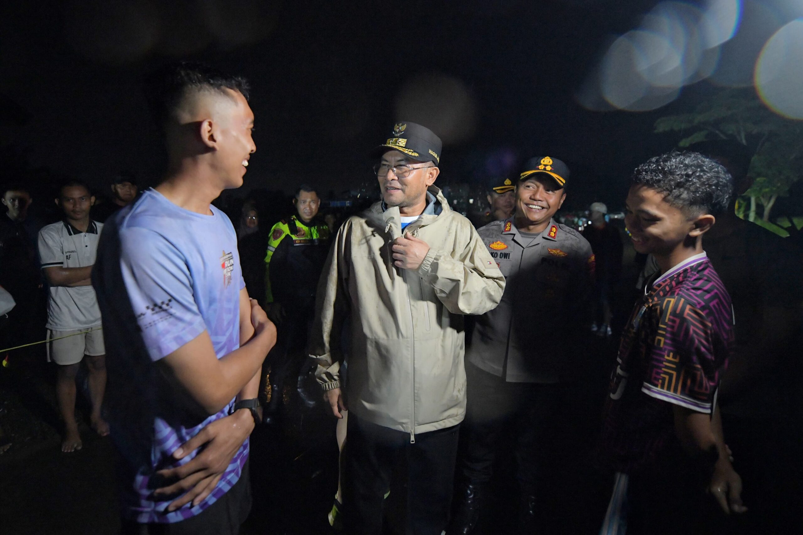 Wagub Jabar Lepas Cadas Night Race Sumedang: Ajang Lari Tradisional Penjaring Atlet Muda