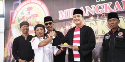 Kolaborasi Budaya Madura-Sunda Warnai Harlah FKMB ke-3 di Kota Bandung Kolaborasi Budaya Madura-Sunda Warnai Harlah FKMB ke-3 di Kota Bandung
