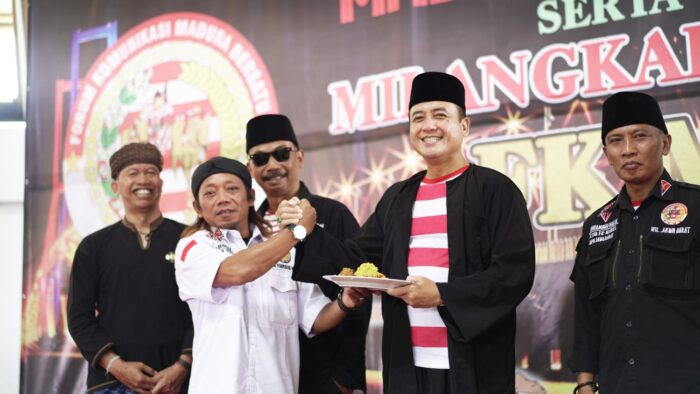 Kolaborasi Budaya Madura-Sunda Warnai Harlah FKMB ke-3 di Kota Bandung