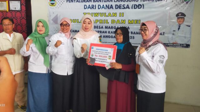 Harapan di Pagi Margajaya: Penyaluran BLT Dana Desa Triwulan II