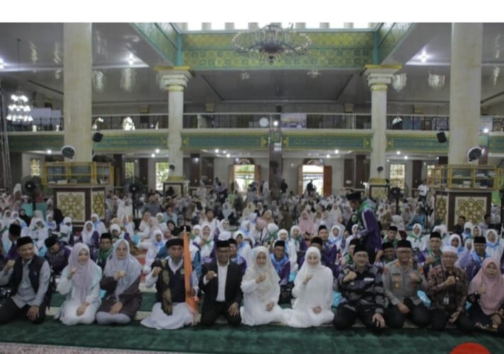 Sebanyak 150 Jemaah Calon Haji Dilepas, Prosesi Berlangsung Khidmat dan Penuh Haru