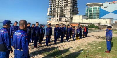 PlH Kasat Polairud Balikpapan Gelar KBBP di Pesisir Pantai