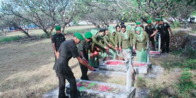 Kasdim 1601/Sumba Timur Pimpin Ziarah Rombongan, Peringati Hari Bakti Kodam IX/Udayana