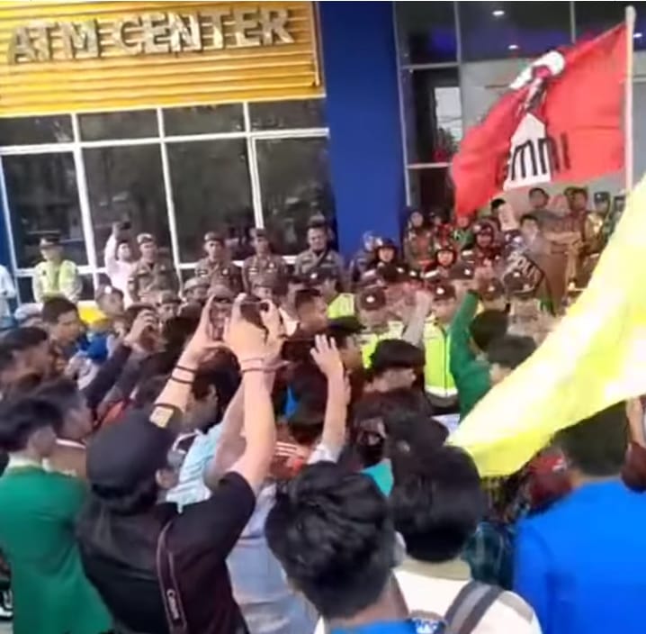 Mahasiswa Gelar Aksi Damai Evaluasi 100 Hari Kerja Wali Kota Lubuklinggau