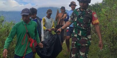 Gabungan TNI dan TIM SAR Evakuasi Mayat Tanpa Identitas di Hutan Risa