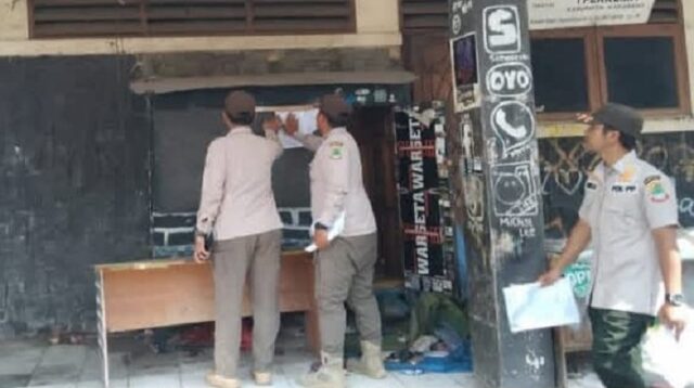 Eksekusi Pembongkaran Lapak Pedagang di Kawasan Stadion Singaperbangsa Ditunda, Satpol PP Beri Waktu Hingga Senin