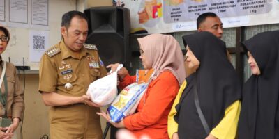 Jelang Idul Adha, Pemkot Cimahi Gelar Operasi Pasar Bersubsidi di Kelurahan Cibeureum