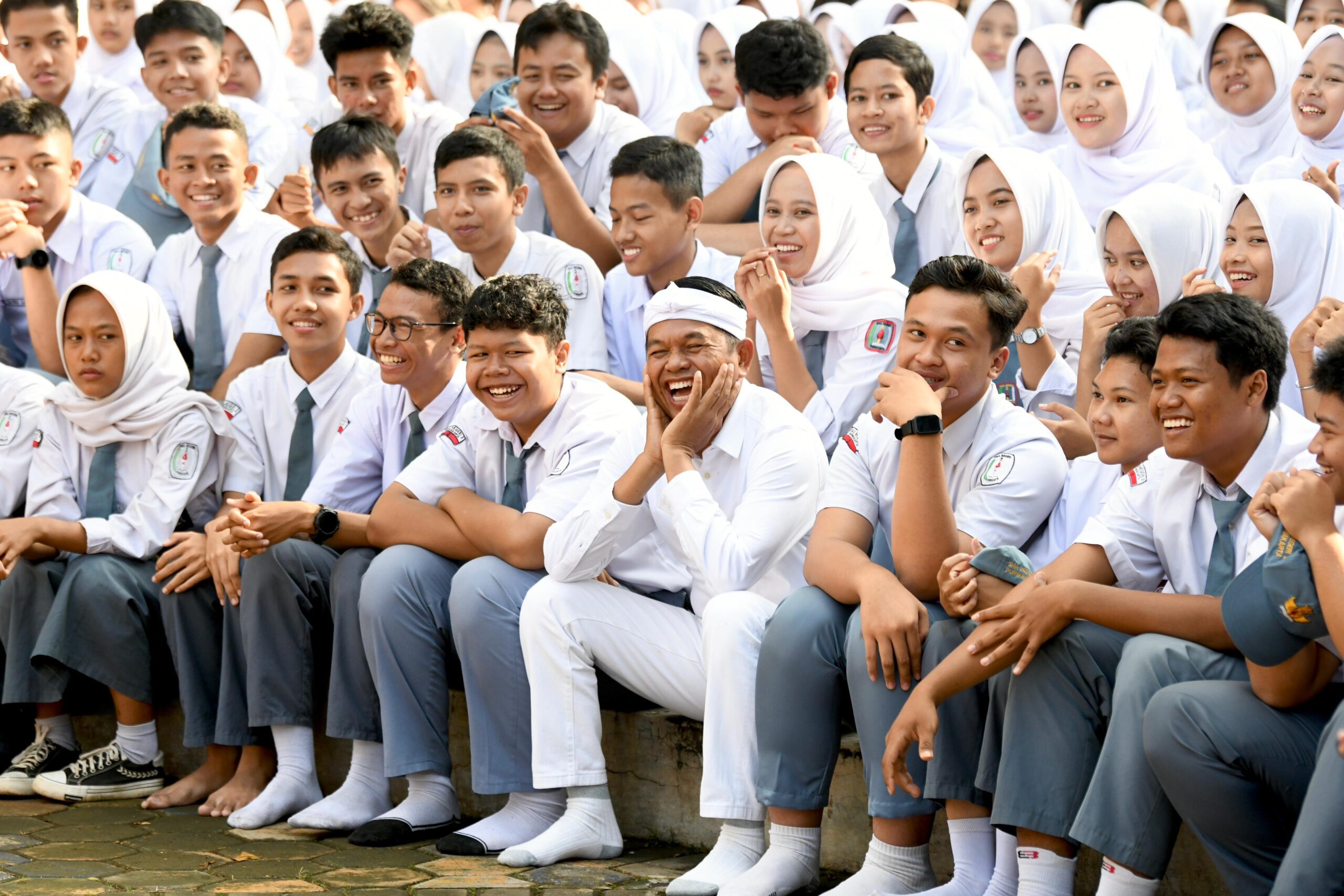 KDM Minta Sekolah Tak Lagi Beri PR Kepada Siswa Mulai Tahun Ajaran Baru