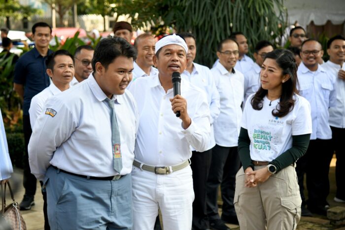 KDM Minta Sekolah Tak Lagi Beri PR Kepada Siswa Mulai Tahun Ajaran Baru KDM Minta Sekolah Tak Lagi Beri PR Kepada Siswa Mulai Tahun Ajaran Baru