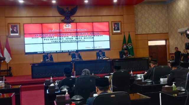 DPRD Kota Blitar Gelar Rapat Paripurna Bahas Raperda Pertanggungjawaban Pelaksanaan APBD TA 2024