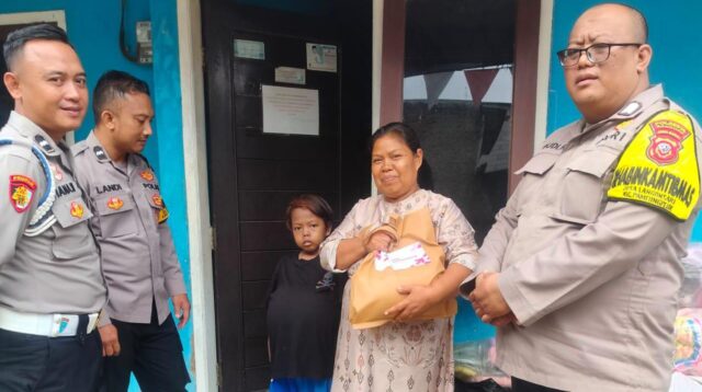 Dalam Rangka HUT Bhayangkara ke-79, Polsek Pameungpeuk Gelar Bakti Sosial untuk Anak Penderita Talasemia