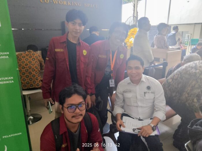 Sidang Perdana LPK-RI Melawan ACC Pusat Digelar di Pengadilan Negeri Jakarta Selatan Sidang Perdana LPK-RI Melawan ACC Pusat Digelar di Pengadilan Negeri Jakarta Selatan