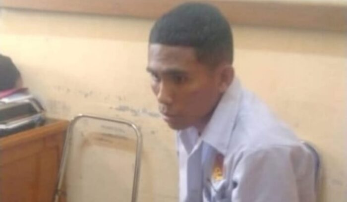 Akibat Emosi, Pelaku Seorang Pria Berinisial EKS ( 25) Menikam Pegawai Dinas Pendidikan Kab.Sumba Barat Daya