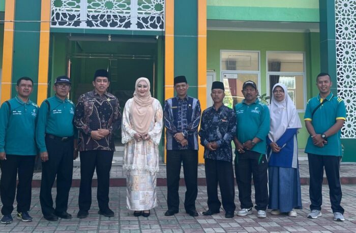 Tinjau Bantuan Ruang Kelas Baru di MTsN Kota Solok, Anggota DPR RI Lisda Hendrajoni: Pendidikan Madrasah Tidak Boleh Tertinggal