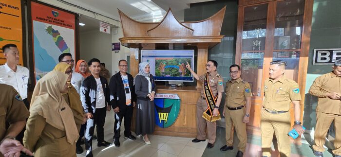 Bupati Hendrajoni launching E- Rissa