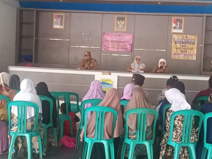 Penyaluran BLT Tahap 2 di Desa Cijulang Capai 38 KPM