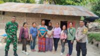 Babinsa Koramil 05/Waingapu Dampingi Petugas Puskesmas Kota Waingapu Monitoring Jambanisasi di Kelurahan Kambajawa