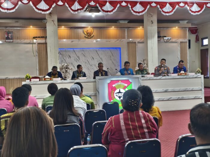 Kasdim 1613/Sumba Barat Hadiri Rapat Koordinasi Persiapan HUT ke-80 Kemerdekaan RI