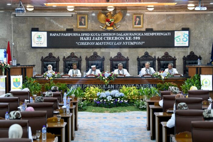 Gubernur Jabar Dedi Mulyadi Dorong Penataan Cirebon yang Artistik dan Ramah Wisatawan Gubernur Jabar Dedi Mulyadi Dorong Penataan Cirebon yang Artistik dan Ramah Wisatawan