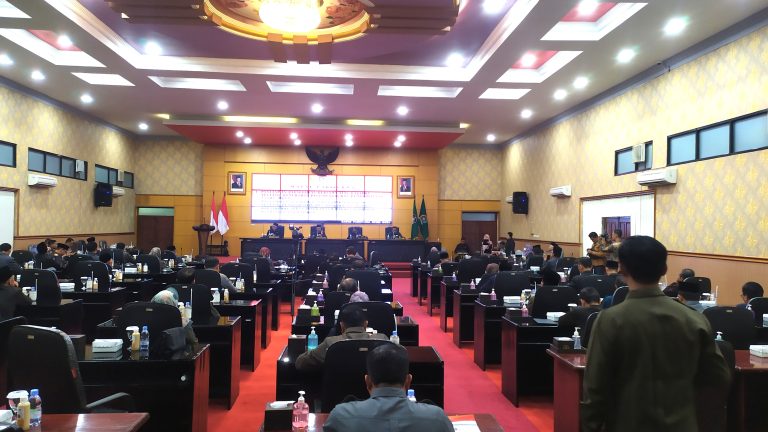 DPRD Kota Blitar Bahas Raperda UMKM dan Minol untuk Wujudkan Ketertiban dan Kesejahteraan