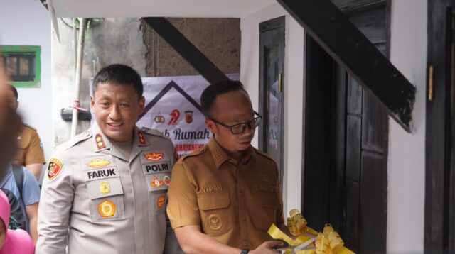 Sentuhan Kemanusiaan Polri: Rumah Warga Tak Layak Huni Dibedah Polres Tasikmalaya Kota