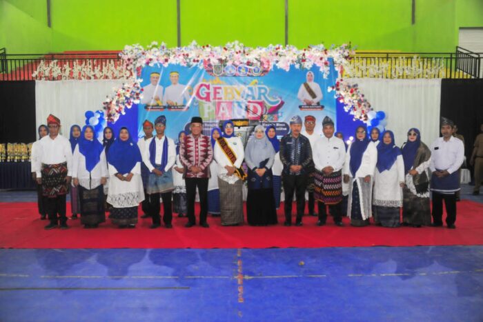 Bupati Bima: Fungsikan Rumah Sebagai "Sekolah Pertama"
