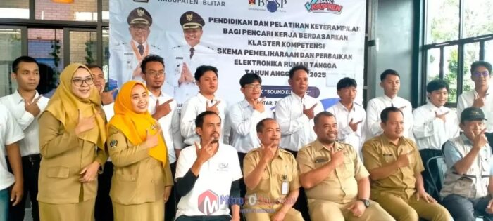 Pemkab Blitar Melalui Disnaker Gelar Ketrampilan Elektronik lewat Dana DBHCHT 2025 Pemkab Blitar Melalui Disnaker Gelar Ketrampilan Elektronik lewat Dana DBHCHT 2025