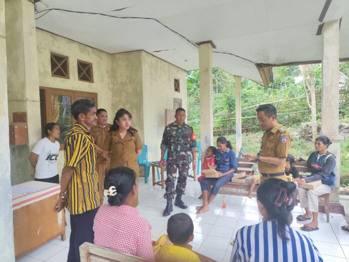 Wujud Kepedulian TNI, Babinsa Kodim 1613 Bantu Kegiatan Belajar Mengaja