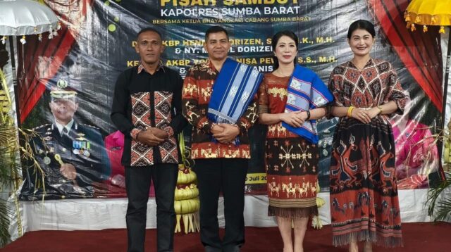 TNI-Polri Solid, Dandim 1613 Ikut Lepas Sambut Kapolres Sumba Barat