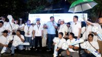 Menteri PKP Serahkan Kunci Rumah Subsidi di Si Jalak Harupat