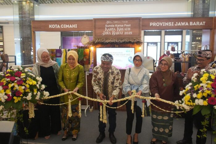 Jawa Barat Gelar KKJB dan PKJB 2025, Dorong Sinergi Ekonomi-Budaya Digital1 Jawa Barat Gelar KKJB dan PKJB 2025, Dorong Sinergi Ekonomi-Budaya Digital