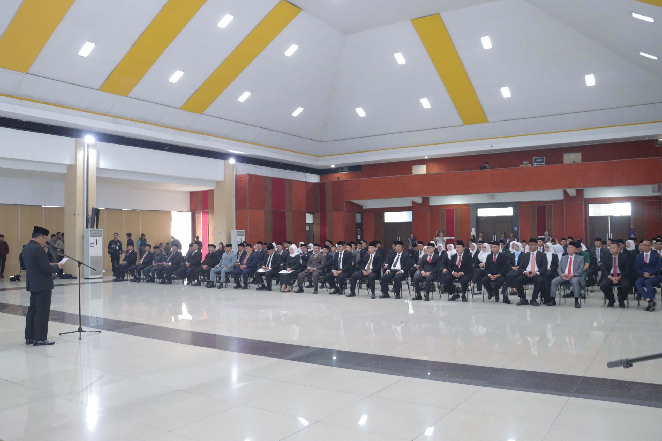 Pemkot Cimahi Lantik 123 Pejabat