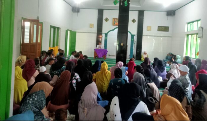 KUA Bungursari Layani Masyarakat Sepenuh Hati dalam Program “Jum’at Berkat”