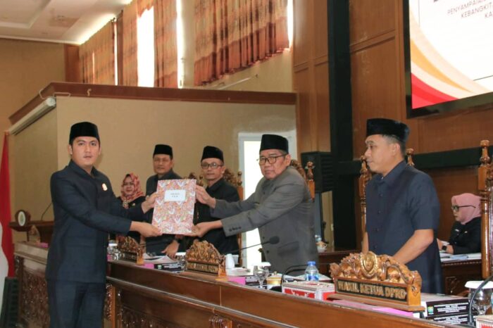 Bupati Muara Enim Sampaikan 7 Raperda, Fokus pada Pelayanan dan Tata Kelola