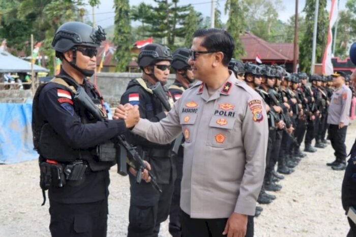Kunjungi Sumba Barat, Wakapolda NTT Beri Arahan dan Motivasi Personel Brimob